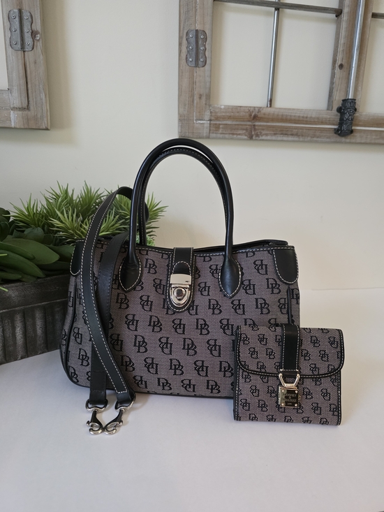 Dooney & Bourke Handbags - Dooney & Bourke Janine Satchel Crossbody Bag Matching Wallet Black Signature